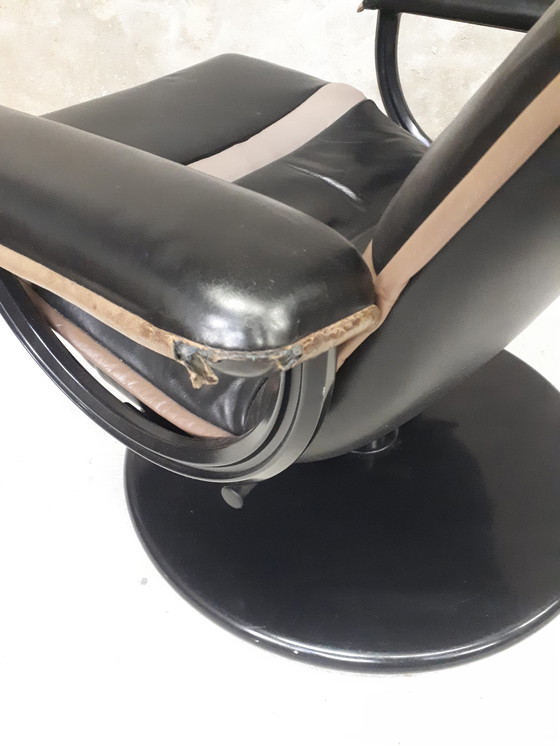 Image 1 of Artifort Mikado 720 swivel armchair - leather