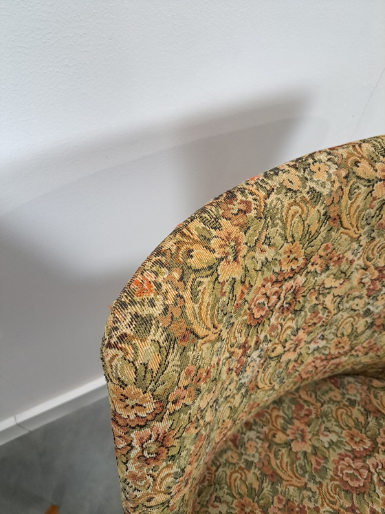 Image 1 of Set of floral armchairs with wooden armrests