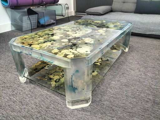 Design coffee table