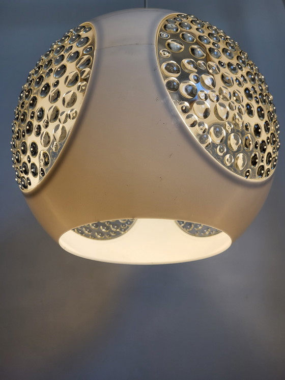 Image 1 of Lampe suspendue de l'ère spatiale, œil d'insecte, massif, blanc, Belgique, années 1970