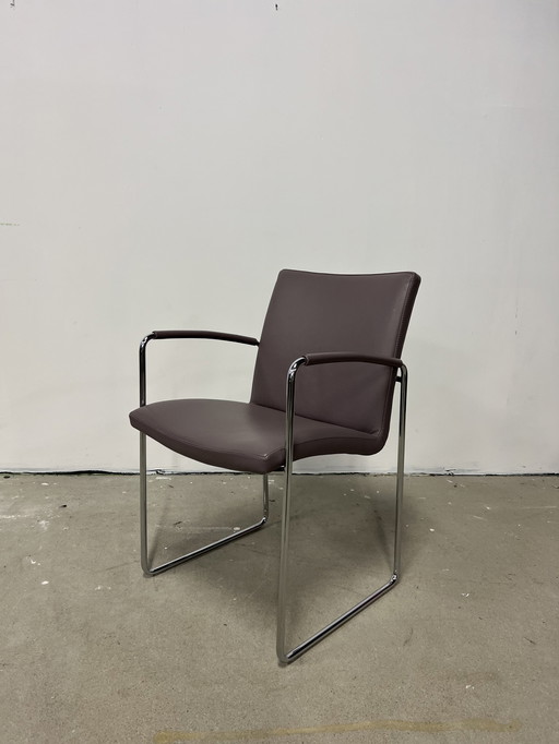 Leolux Talos Dining chairs Leather Lilac