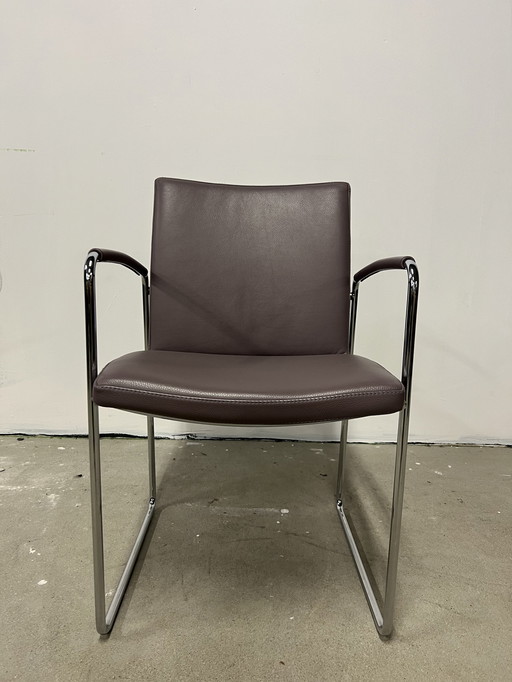 Leolux Talos Dining chairs Leather Lilac