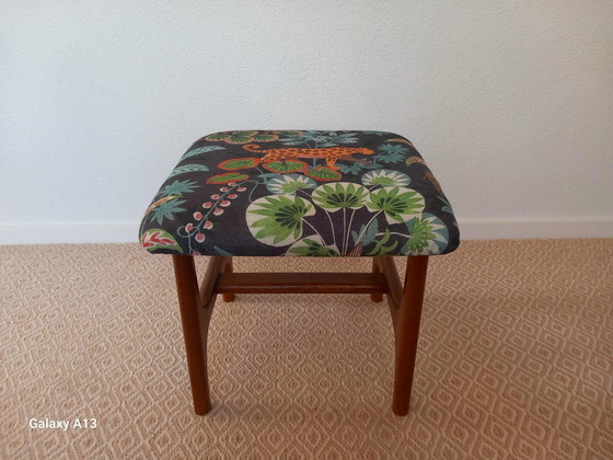 Image 1 of Scandinavian design teak pouf with linen fauna print