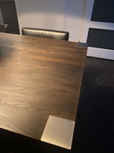 Mesa de comedor Cross Mc Glan, tapa de roble con patas de acero inoxidable