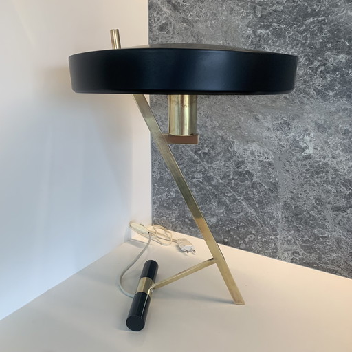 Diplomat Z-Model Table Lamp By Louis Kalff For Philips