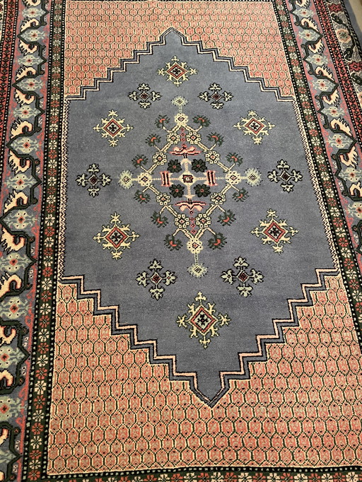 Oriental carpet