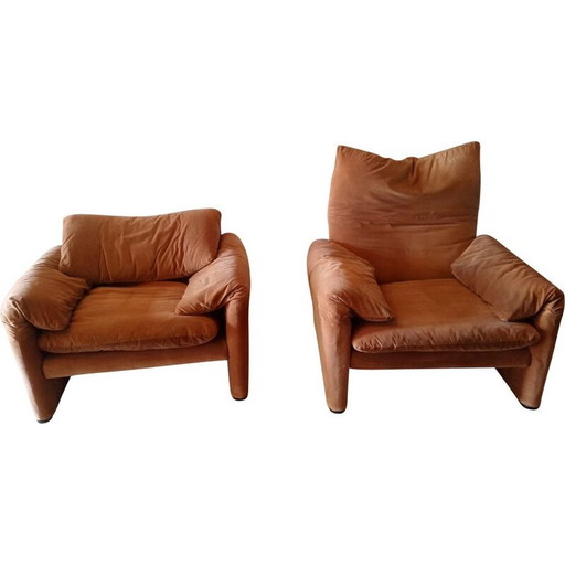 Pair of vintage armchairs model Maralunga by Magistretti, Italy 1970