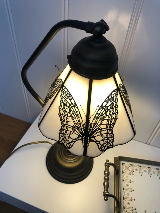 Image 1 of Tiffany table lamp