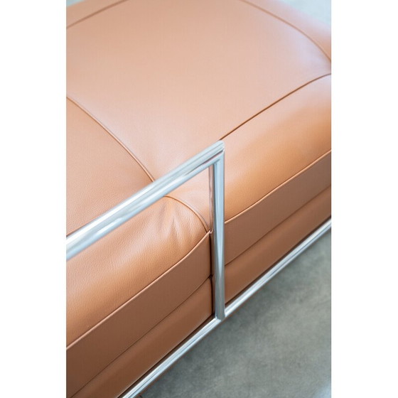 Image 1 of Vintage daybed sofa in chrome steel and cognac leather by Eileen Gray for Vereinigte Werkstatten, Germany 1990