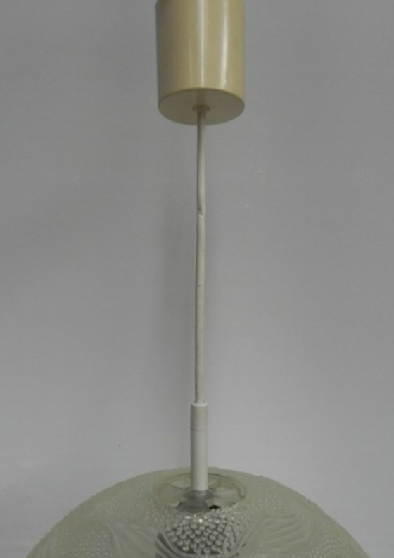 Image 1 of Lampada a sospensione vintage con globo rotondo in plastica
