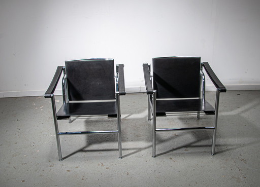 Ensemble de 2 chaises longues Cassina LC1 avec certificats d'origine 1980