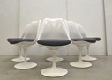 Knoll Eero Saarinen Oval Dining Table & 6 Tulip Chairs Knoll International