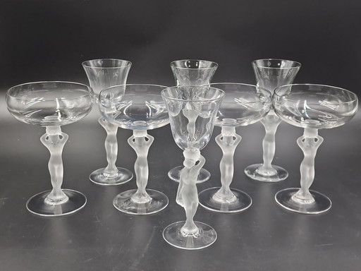 Cristalleries de Bayel, female nude, 4 Champagne glasses, 4 Liqueur glasses