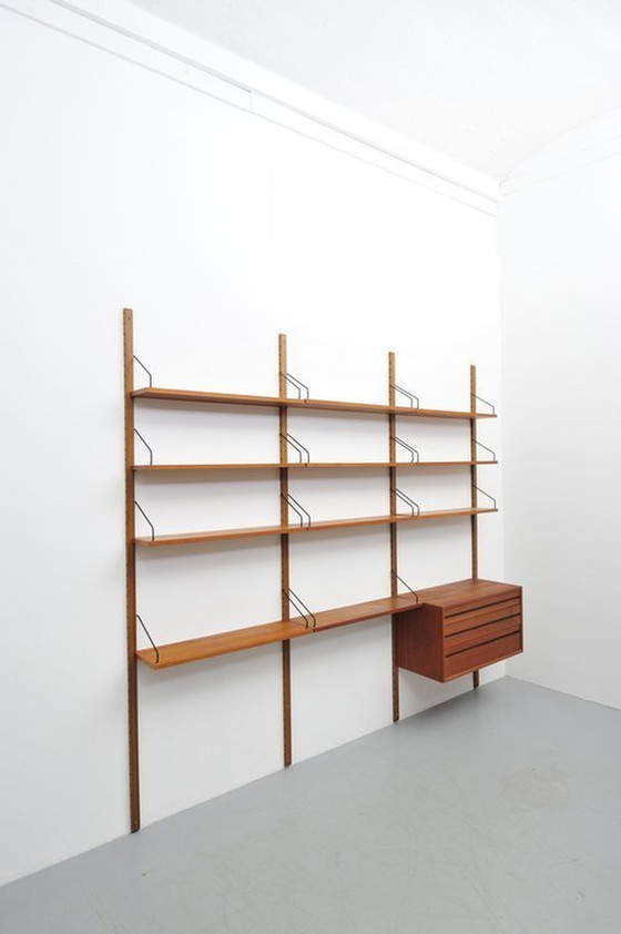 Image 1 of Poul Cadovius Royal System Teak shelving system 1950