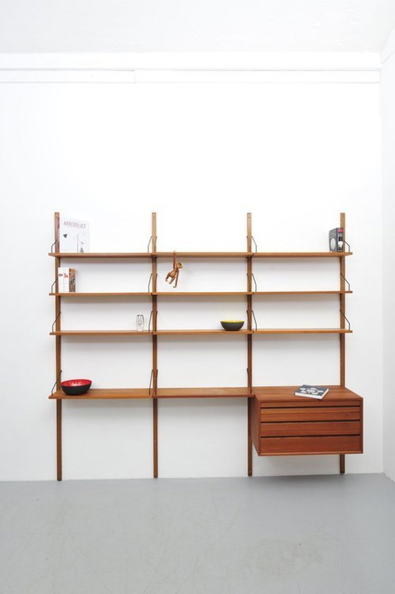 Image 1 of Poul Cadovius Royal System Teak shelving system 1950