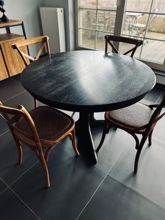 Image 1 of Mid - Century extendable dining table - Danish design