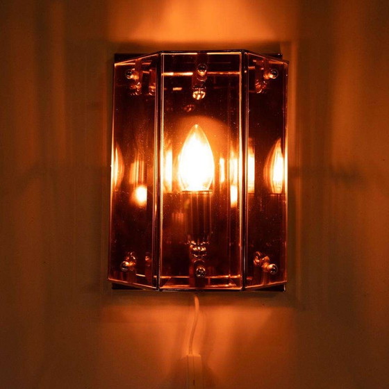 Image 1 of Lampada da parete vintage in ottone e vetro fumé