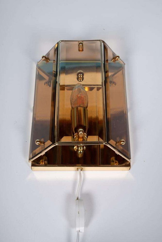 Image 1 of Lampada da parete vintage in ottone e vetro fumé