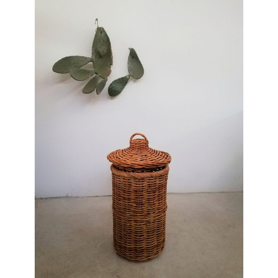 Image 1 of Cestino vintage in vimini intrecciato a mano con coperchio, Italia 1950