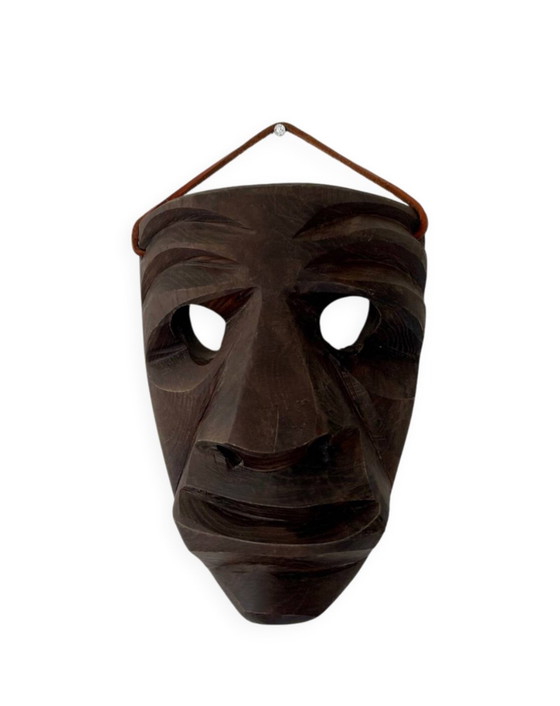 Image 1 of African mask