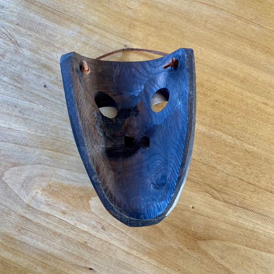 Image 1 of African mask