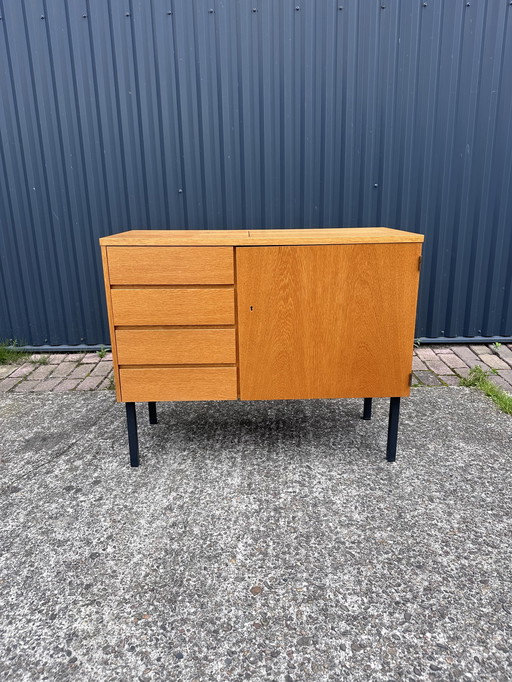 Vintage sewing cabinet sewing machine