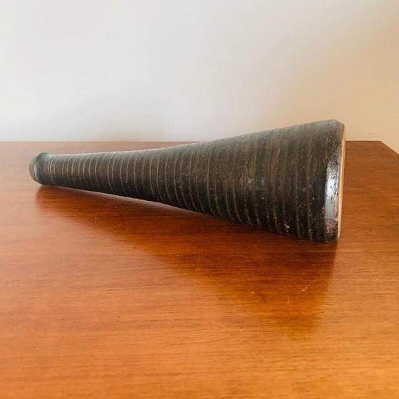 Image 1 of Vintage conical vase in black glazed earth with ringed pattern