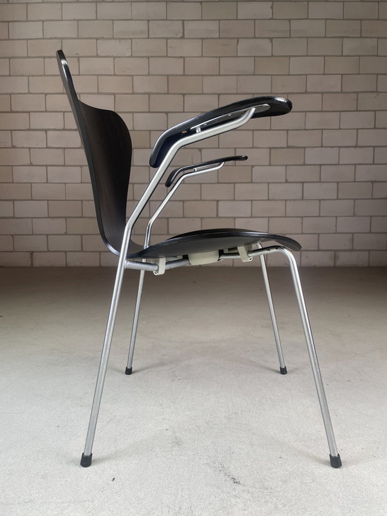 Image 1 of 4X Fritz Hansen Butterfly Chair