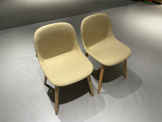 Image 1 of 2X Sillas laterales de fibra Muuto