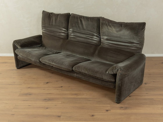 Image 1 of  "675 Maralunga" Sofa, Vico Magistretti, Cassina 