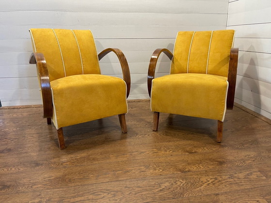 Image 1 of Set of 2 H-237 lounge chairs by J. Halabala - refurbished - yellow