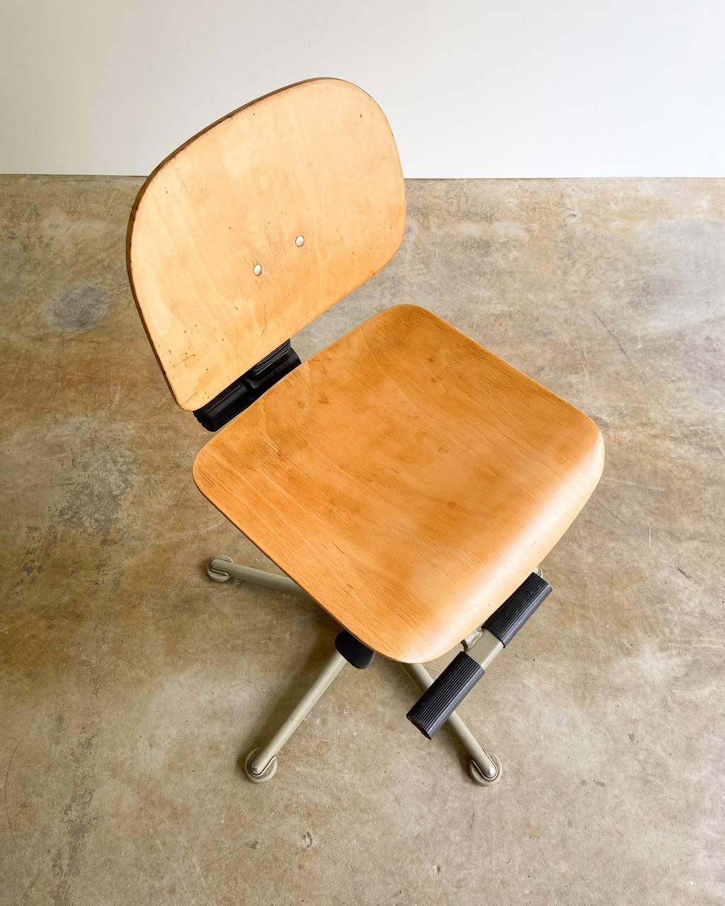 Interstuhl Bima vintage architect chair