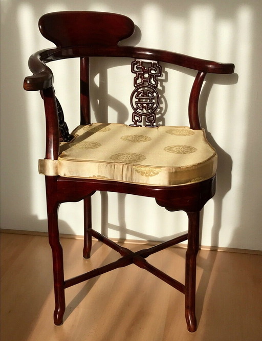 Silla de esquina china