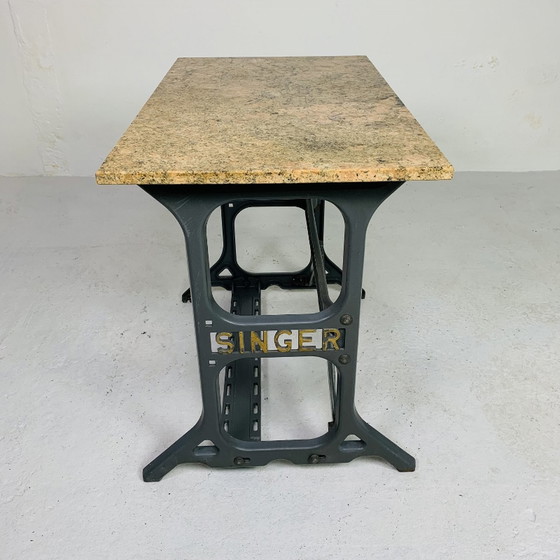 Image 1 of Table de bistrot vintage