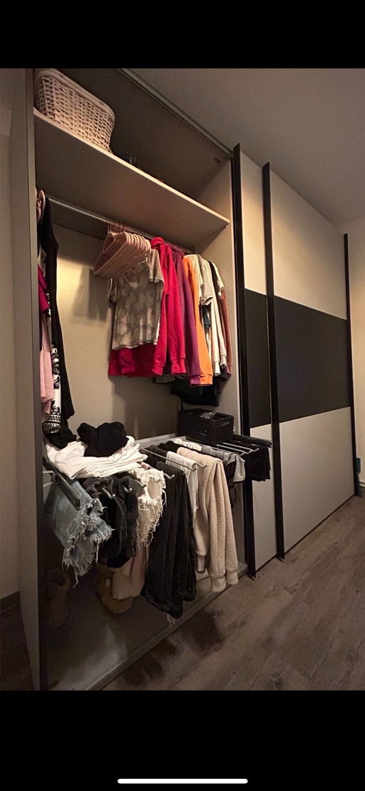 Sliding door wardrobe