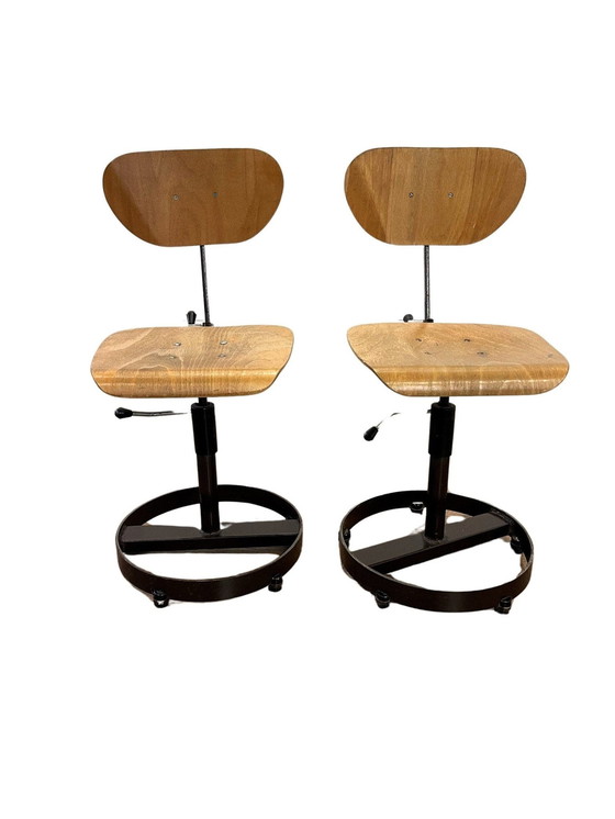 Image 1 of Pair of vintage swivel metal chairs