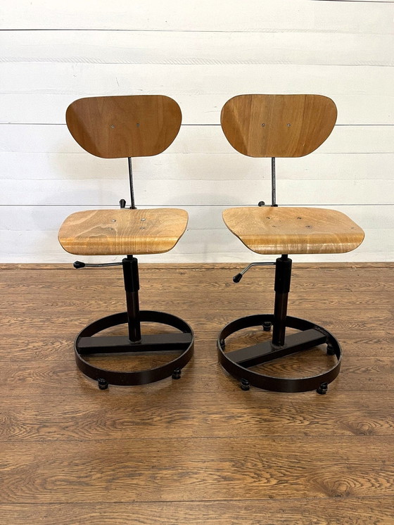 Image 1 of Pair of vintage swivel metal chairs