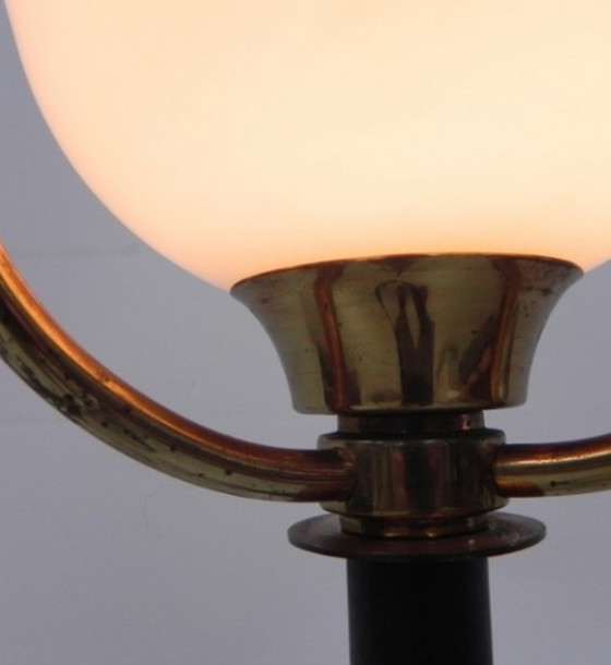 Image 1 of Lampada da terra vintage con paralume in vetro e paralume in acciaio perforato