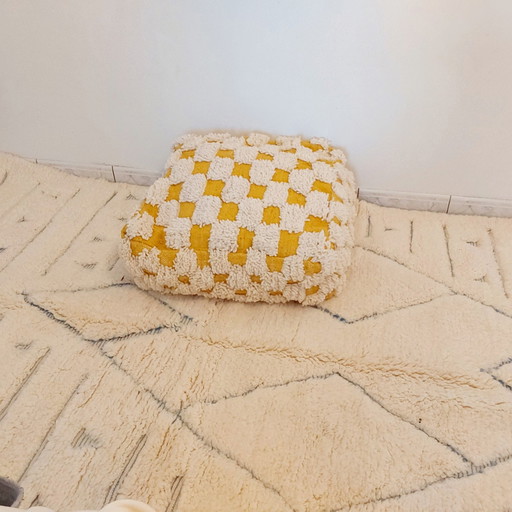 Berber cushion