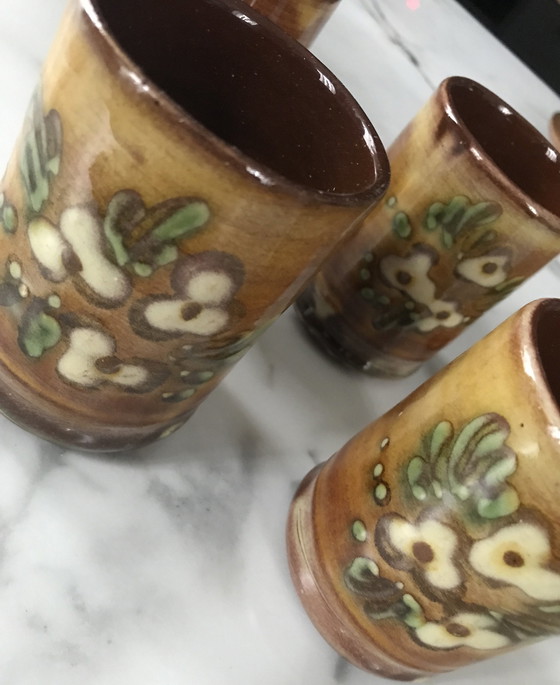 Image 1 of Terracotta cups Floral motif