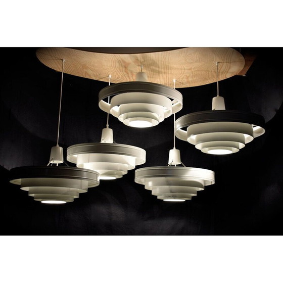 Image 1 of Lampada a sospensione vintage in acciaio satinato bianco, 1960