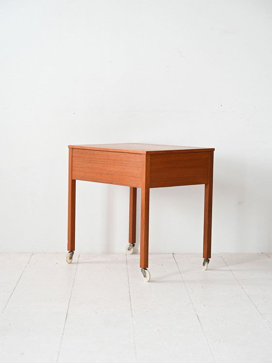 Image 1 of Mobiletto scandinavo in teak con scomparti, anni '50