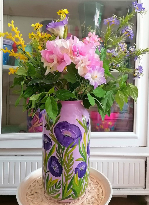 Hand-painted Vase, Artist Evalien Ritmeester