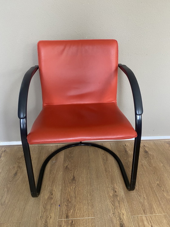 Image 1 of 6x Chaises flottantes vintage en cuir à armature tubulaire