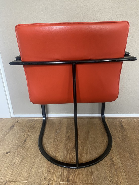 Image 1 of 6x Chaises flottantes vintage en cuir à armature tubulaire