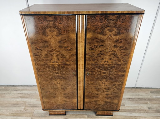 Austrian Art Decò Two-Door Wardrobe In Walnut Burl 20Th Century