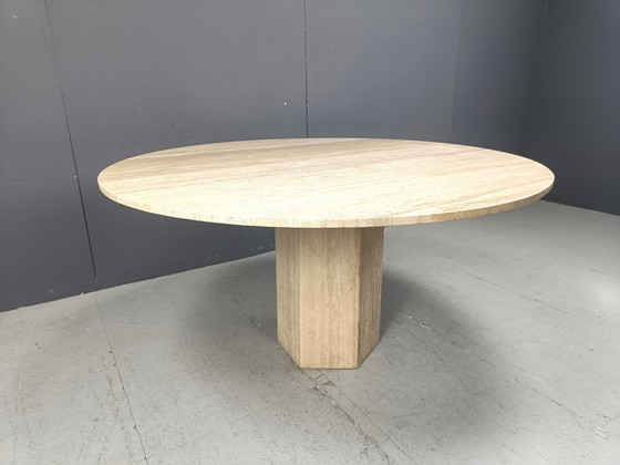 Image 1 of Beautiful Dining Table Or Center Table Made From Travertine Stone.  Elegant Round Table Top.  Good Condition  1970S - Italy  Hei