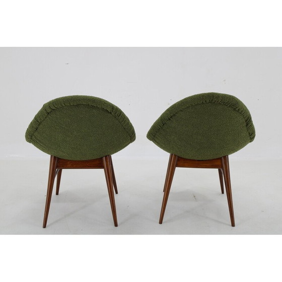 Image 1 of Coppia di sedie vintage a conchiglia in legno e tessuto Boucle verde, Cecoslovacchia 1960