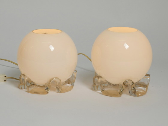 Image 1 of Paire de lampes de table des années 1960 en verre blanc et transparent du Limbourg