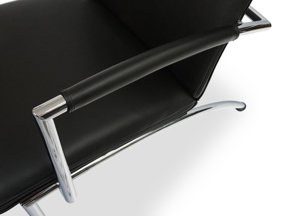 Image 1 of Cor Pando leather armchair black | Peter Maly